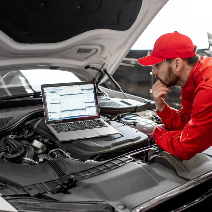 technician 1 - تجهيز ورش صيانة السيارات​ بأفضل المعدات من كومبيوكار 4