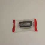 مفتاح أوتيل الذكي العالمي IKEY داخل غلافه الأصلي.