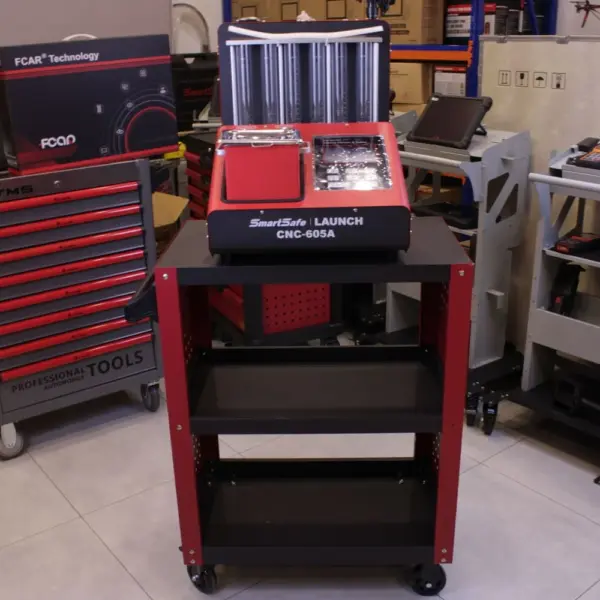 جهاز تنظيف بخاخات السيارات SmartSafe CNC-605A على عربة عدة الورشة