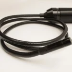 كابل منظار Autel MV108S المرن للوصول إلى الأماكن الصعبة في السيارة.